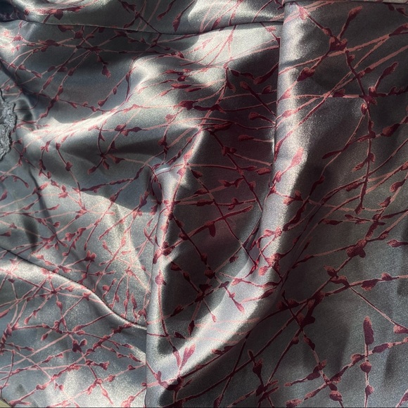 Y2K VTG Victoria’s Secret Satin and Silver Lace Slip Dress - Picture 10 of 13